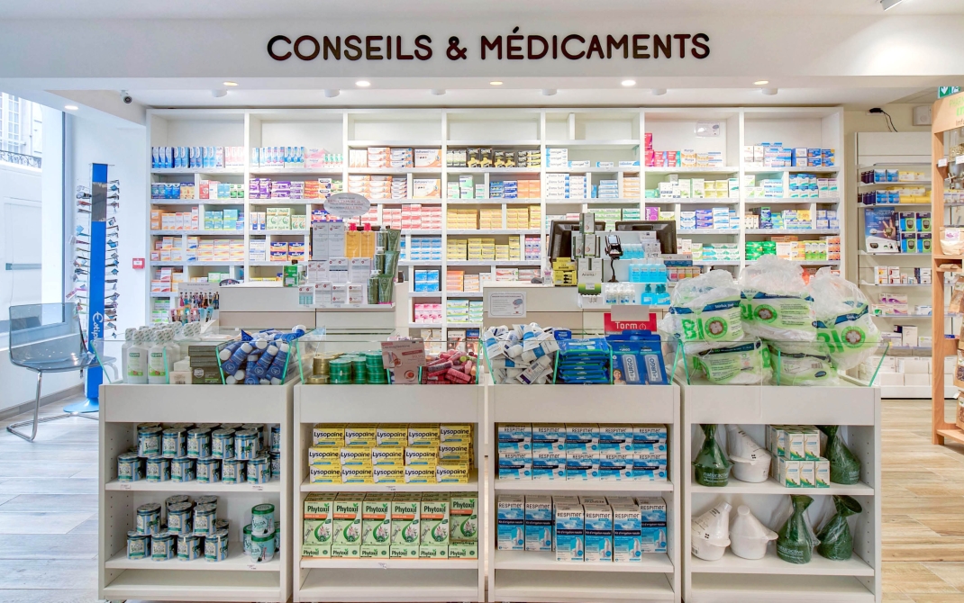 PHARMACIE HAGOLLE