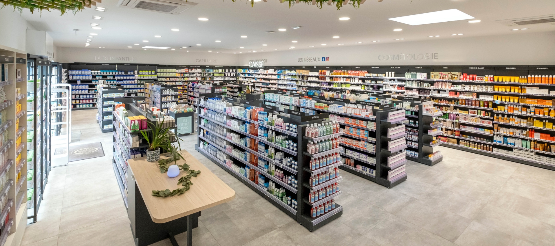 Espace agencé pharmacie 