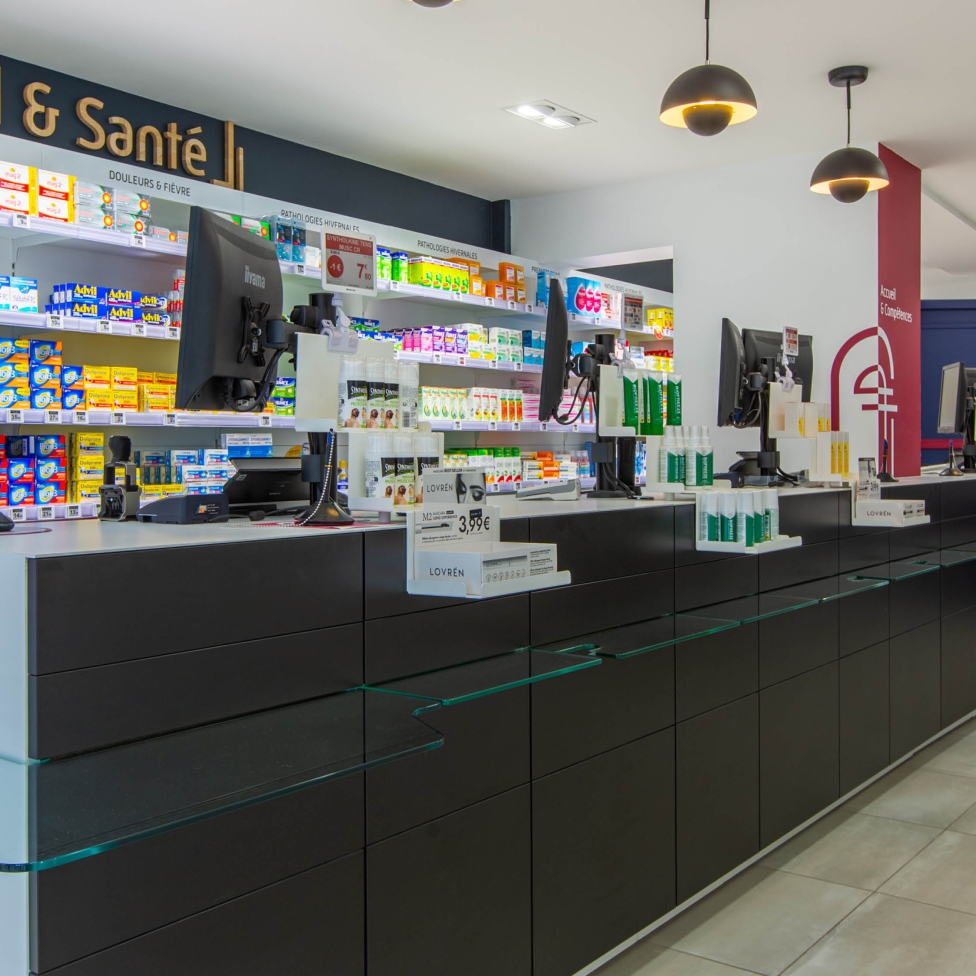 Pharmacie des Halles - Espace comptoirs